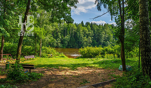 Участок с домом Летчик-Испытатель