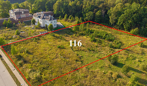 Великолепный прилесной участок