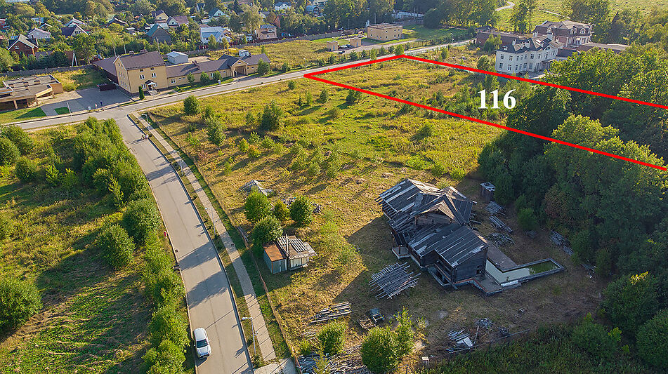 Великолепный прилесной участок