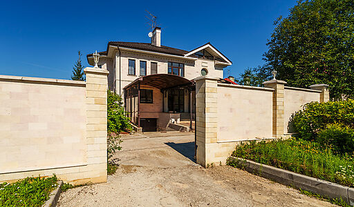 Уютный дом в поселке Вешки Сити