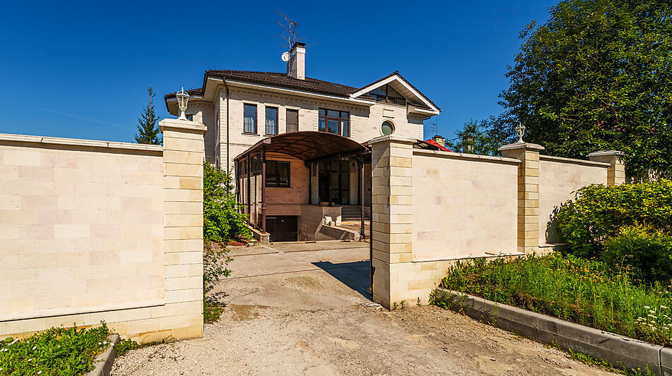 Уютный дом в поселке Вешки Сити