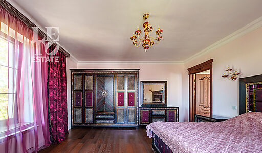 Уютный дом в поселке Вешки Сити