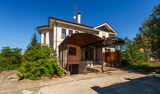 Уютный дом в поселке Вешки Сити