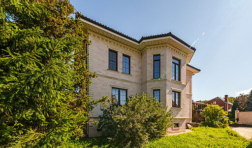 Уютный дом в поселке Вешки Сити