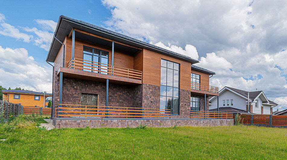 Дом со вторым светом в КП Аврора