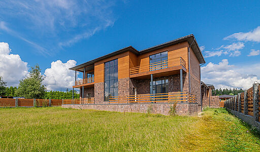 Дом со вторым светом в КП Аврора