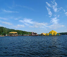 Дом с выходом к воде в Сорокино