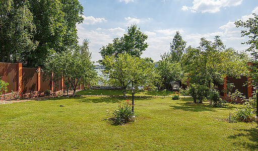 Дом с выходом к воде в Сорокино