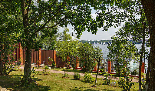 Дом с выходом к воде в Сорокино