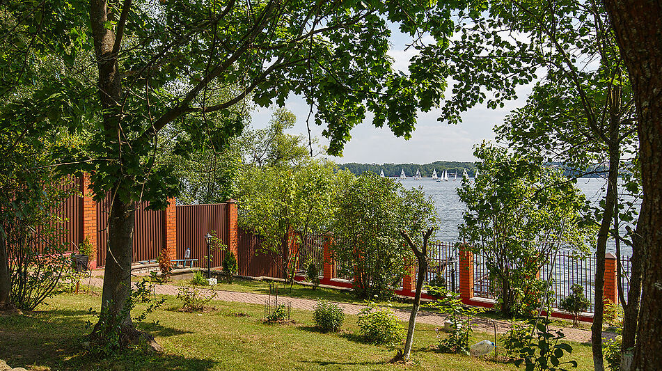 Дом с выходом к воде в Сорокино