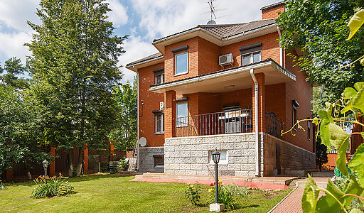 Дом с выходом к воде в Сорокино