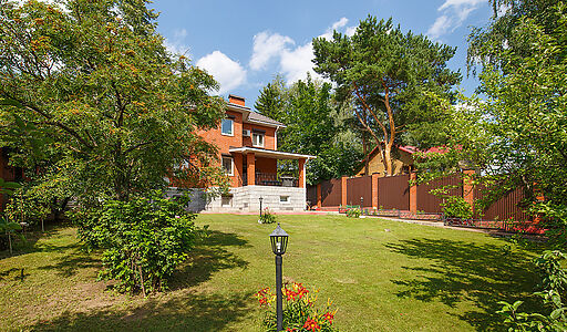 Дом с выходом к воде в Сорокино