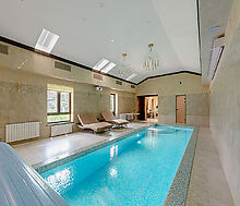 Дом с бассейном в КП Старвиль