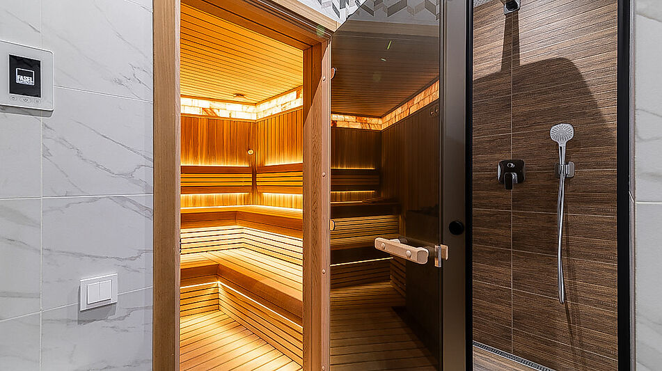 Дом с бассейном в КП Старвиль