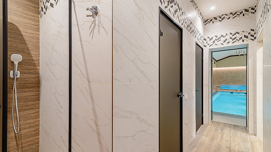 Дом с бассейном в КП Старвиль