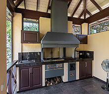 Дом с бассейном в КП Старвиль