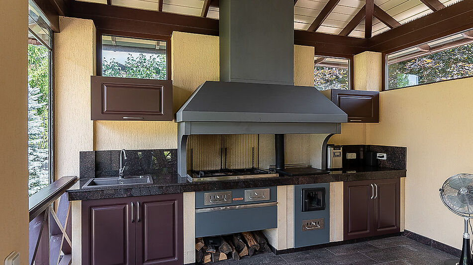 Дом с бассейном в КП Старвиль