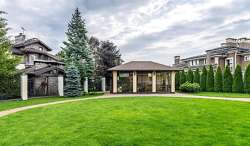 Дом с бассейном в КП Старвиль