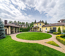 Дом с бассейном в КП Старвиль