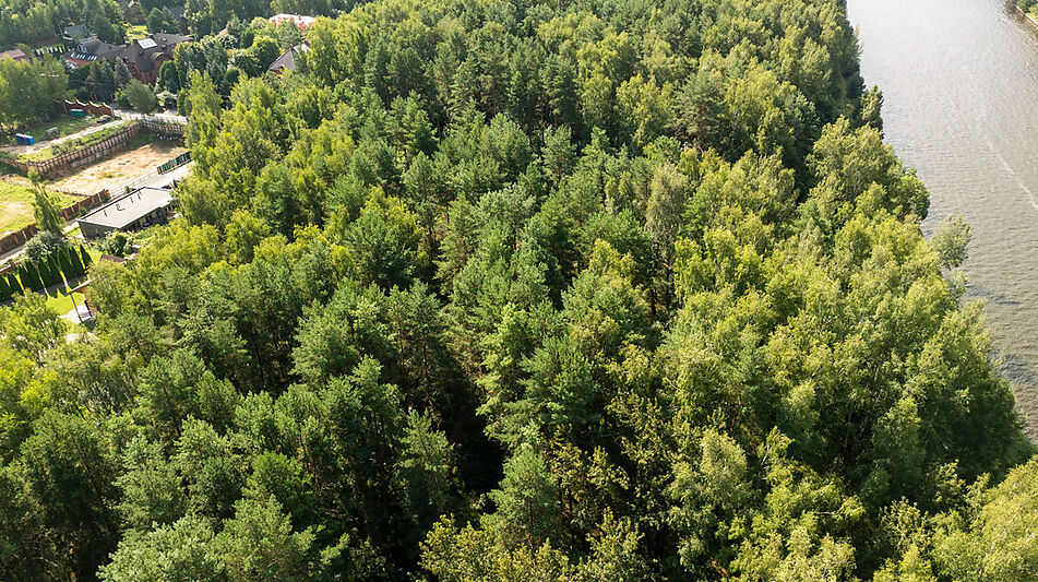 Участок у воды Витенево