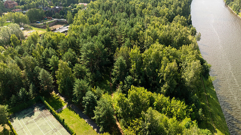 Участок у воды Витенево