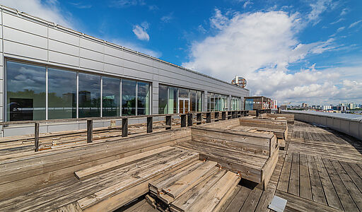 Торговый центр на Можайском шоссе