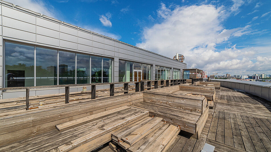 Торговый центр на Можайском шоссе