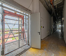 Торговый центр на Можайском шоссе