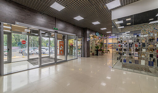 Торговый центр на Можайском шоссе