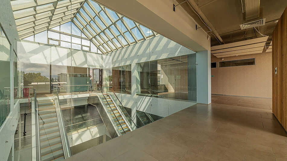 Торговый центр на Можайском шоссе