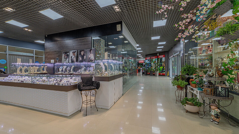 Торговый центр на Можайском шоссе