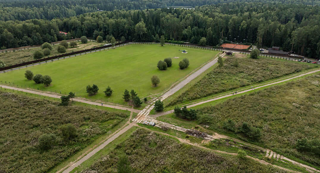 Истра Лэнд 2