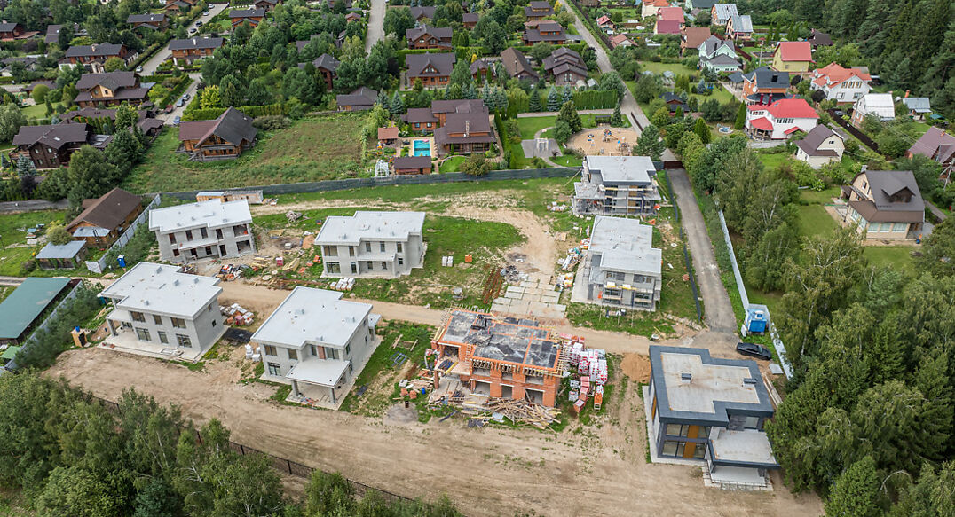 Истра Лэнд 2