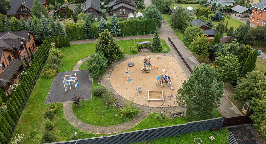 Истра Лэнд 2