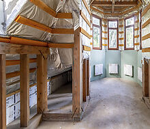 Дом у озера и парка в КП Довиль