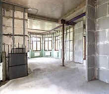 Дом у озера и парка в КП Довиль