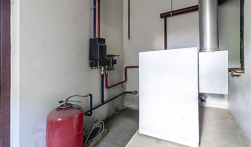 Дом у озера и парка в КП Довиль