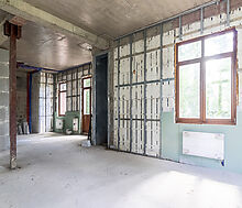 Дом у озера и парка в КП Довиль