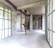 Дом у озера и парка в КП Довиль