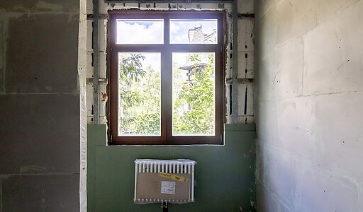 Дом у озера и парка в КП Довиль