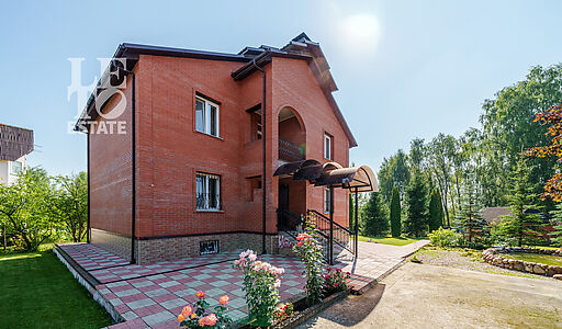 Уютный дом Ермолинские пруды