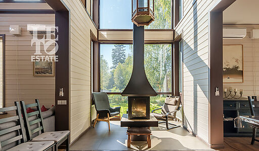 Дом у озера в КП Живописный