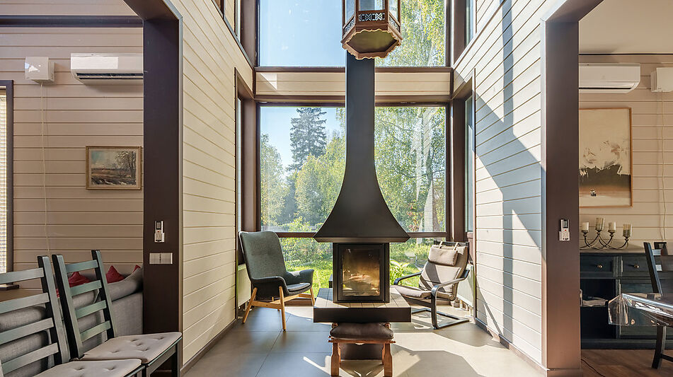 Дом у озера в КП Живописный