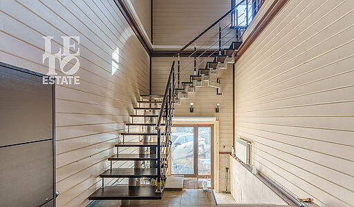 Дом у озера в КП Живописный