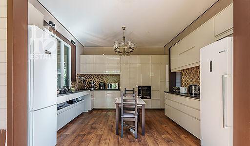 Дом у озера в КП Живописный