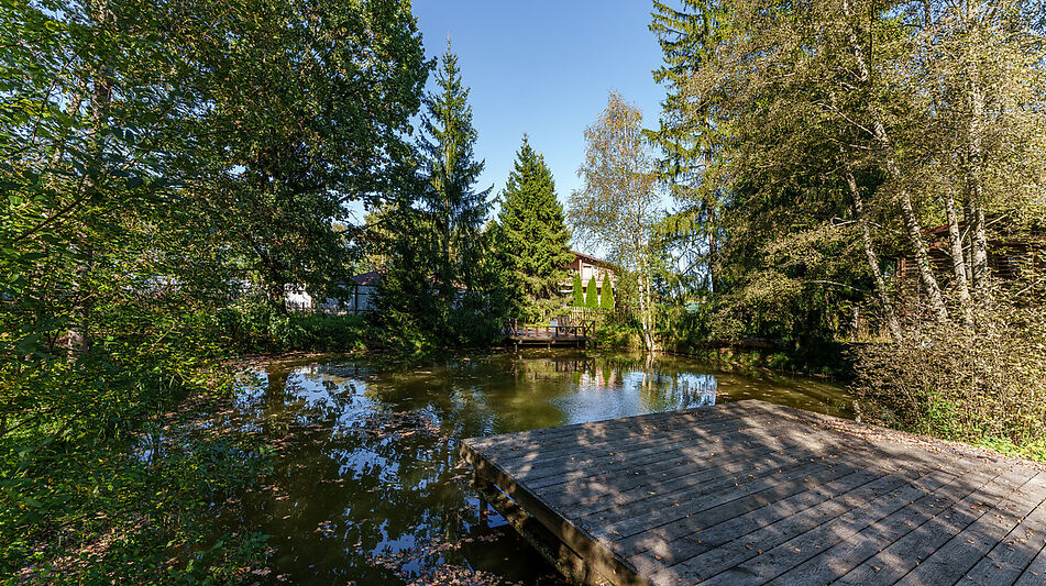 Дом у озера в КП Живописный