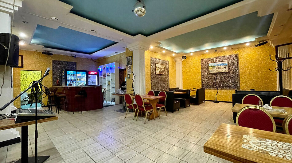 Здание с участком в ПГТ Снегири