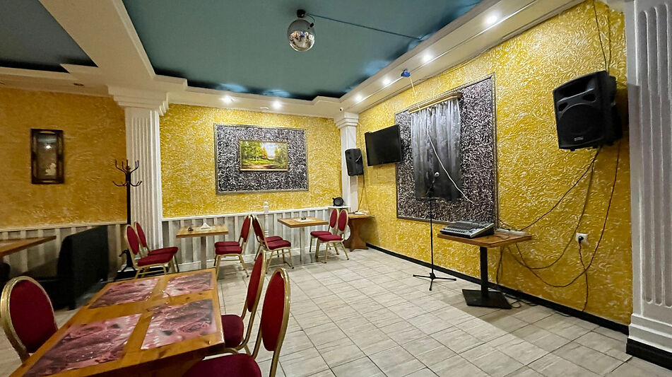 Здание с участком в ПГТ Снегири