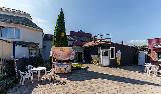 Здание с участком в ПГТ Снегири