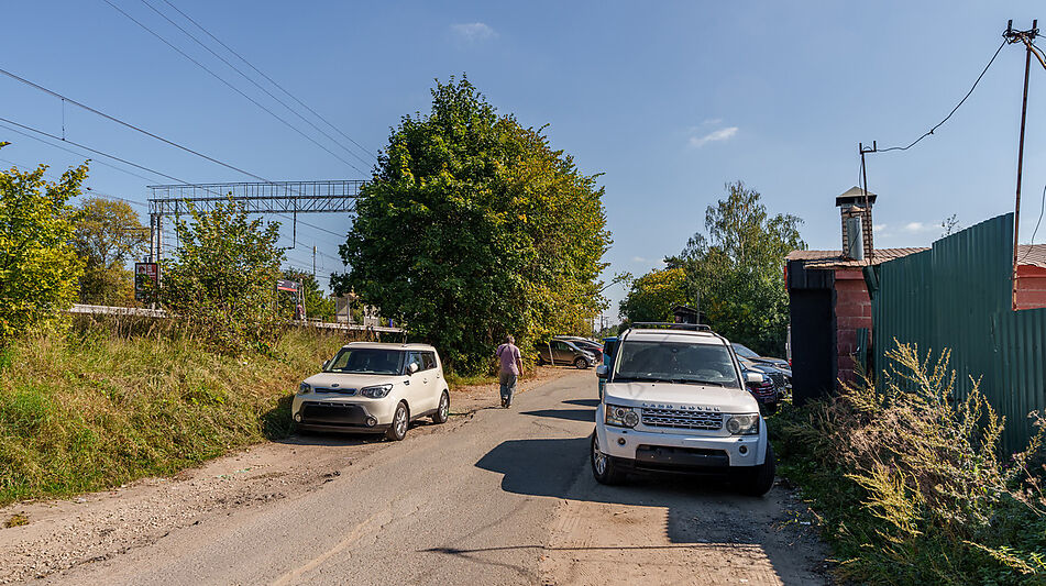Здание с участком в ПГТ Снегири